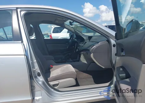 2010 Honda Accord 2.4 Lx from USA, damaged, VIN 1HGCP2F31AA065006